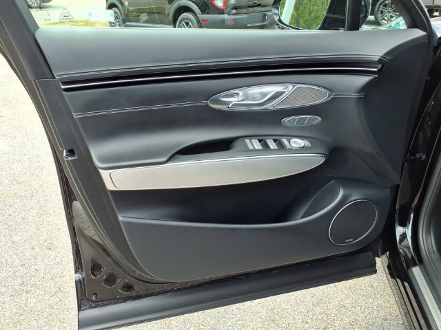 Used 2024 Genesis GV70 2.5T w/ Sport Prestige Package AWD/4WD image 19