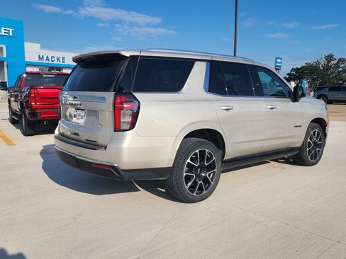Used 2024 Chevrolet Tahoe Premier AWD/4WD image 5