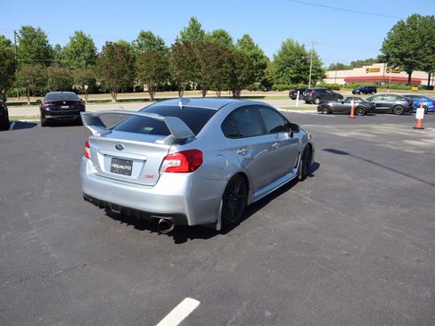 Used 2017 Subaru WRX STI AWD/4WD image 10