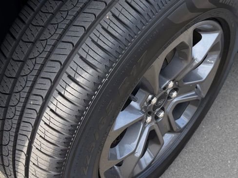 Certified 2024 Ford Maverick XLT image 13