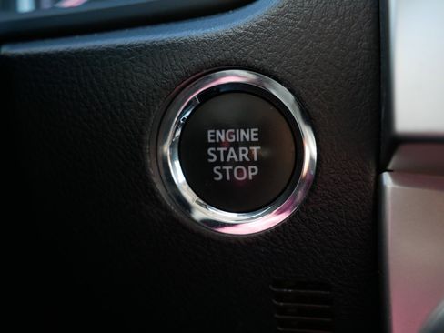 Used 2022 Toyota 4Runner Limited AWD/4WD image 30