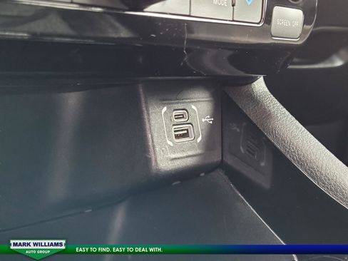 Used 2022 Jeep Compass Limited image 20