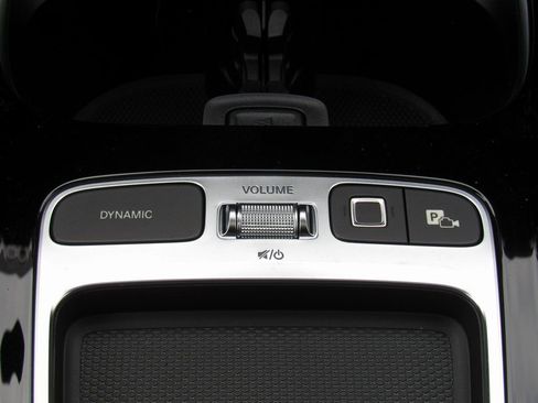 New 2025 Mercedes-Benz GLA 35 AMG 4MATIC image 36