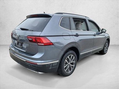 Used 2020 Volkswagen Tiguan SE image 5