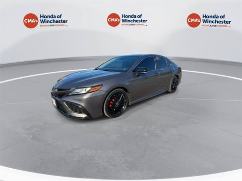 Used 2022 Toyota Camry XSE FWD image 2