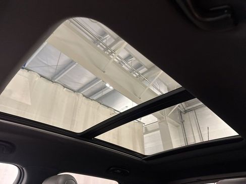 Used 2022 Chevrolet TrailBlazer RS w/ Sun and Liftgate Package image 30