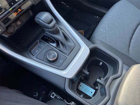 Used 2025 Toyota RAV4 XLE image 23