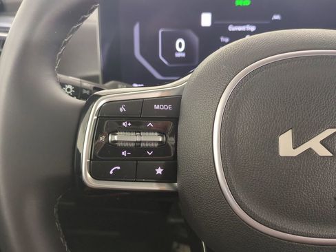 Used 2024 Kia Sorento SX image 33