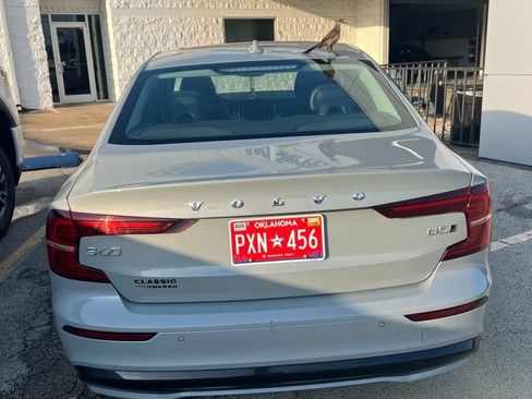 Used 2024 Volvo S60 B5 Core AWD/4WD image 6