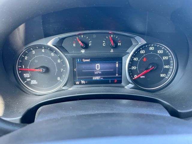 Used 2023 GMC Terrain SLE w/ Driver Convenience Package FWD image 11
