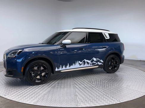 Used 2025 MINI Cooper Countryman SE AWD/4WD image 4