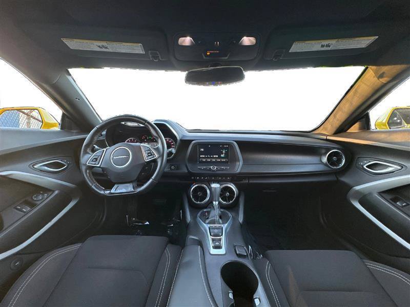 Used 2016 Chevrolet Camaro LT RWD image 13