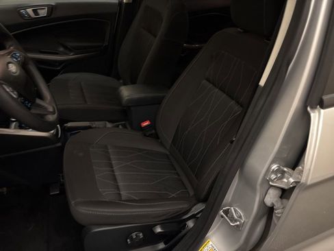 Used 2021 Ford EcoSport SE w/ SE Convenience Package image 11