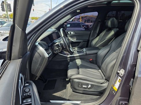 Used 2019 BMW X5 xDrive40i w/ Premium Package 2 AWD/4WD image 16