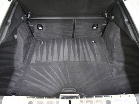 Used 2021 Porsche Panamera RWD image 33