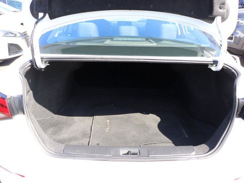 Used 2024 Nissan Sentra SV image 41