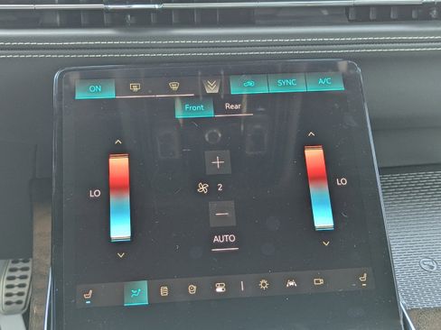 New 2025 Cadillac Escalade Sport Platinum w/ LPO, ONYX Package image 36