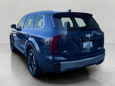 Used 2025 Kia Telluride S image 10