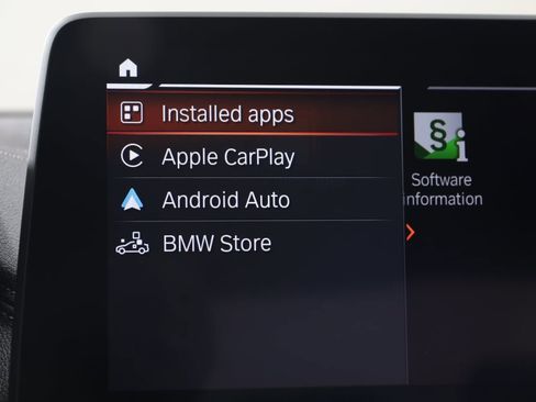 Used 2023 BMW M550i xDrive image 43