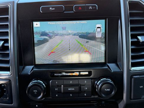 Used 2016 Ford F150 XLT w/ Equipment Group 302A Luxury image 37