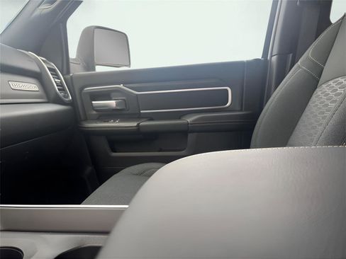 New 2026 RAM 3500 Big Horn AWD/4WD image 25