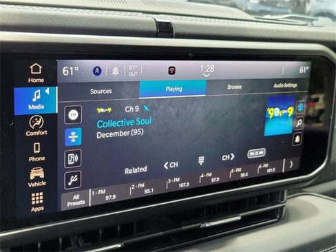 Used 2024 Jeep Wrangler Unlimited Rubicon 4xe image 31