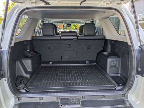 Used 2023 Toyota 4Runner Limited AWD/4WD image 13