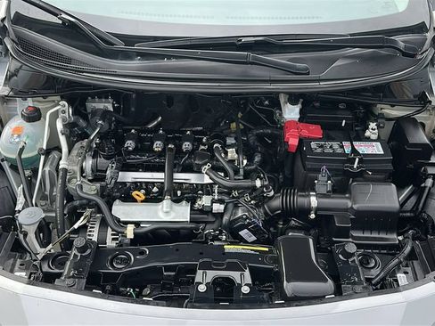 Used 2025 Nissan Versa SV FWD image 3