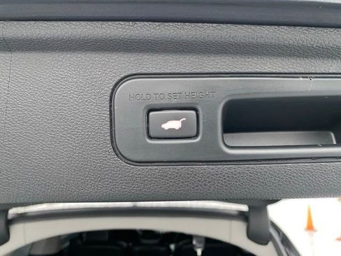 Certified 2023 Honda Odyssey Elite image 13