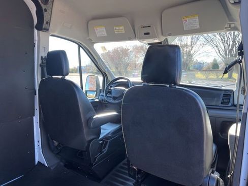 Used 2023 Ford Transit 250 Medium Roof AWD w/ Load Area Protection Package image 32