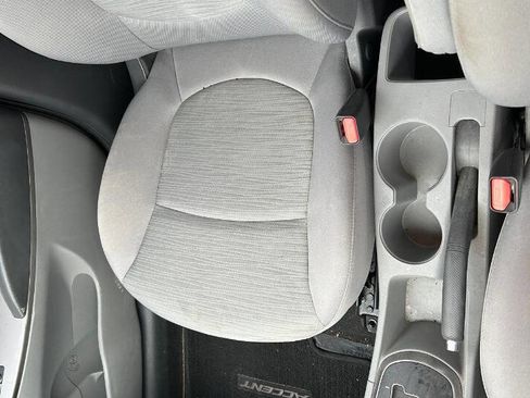 Used 2016 Hyundai Accent SE image 25