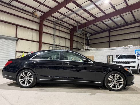 Used 2015 Mercedes-Benz S 550 4MATIC Sedan image 4
