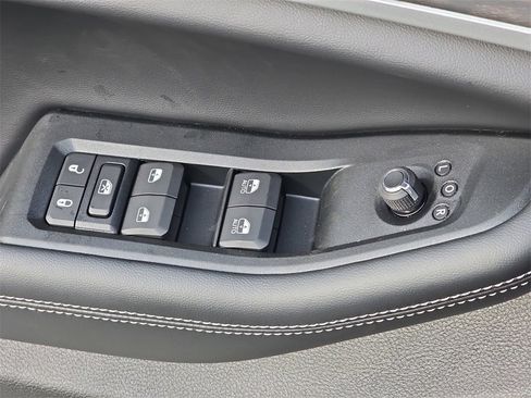 New 2025 Jeep Grand Cherokee Limited image 28