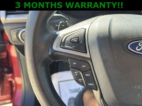 Used 2018 Ford Fusion SE w/ Fusion SE Technology Package image 38