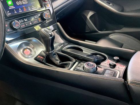 Used 2023 Nissan Maxima SR FWD image 11
