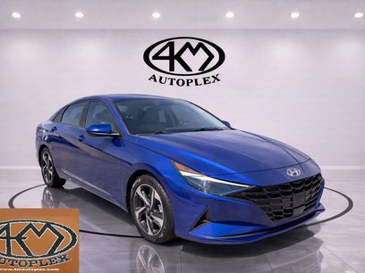 Used 2023 Hyundai Elantra SEL w/ Convenience Package