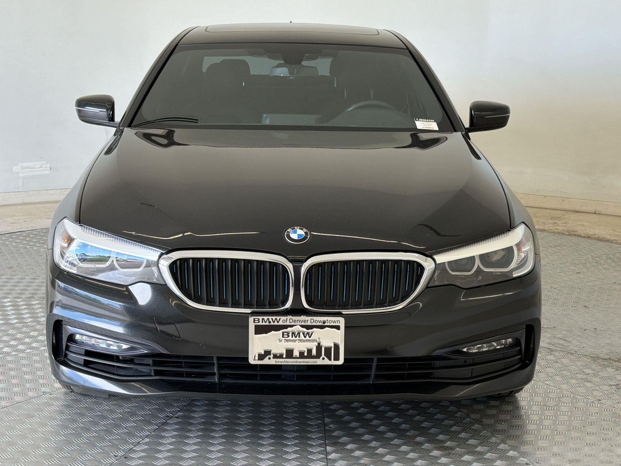 Used 2018 BMW 530e xDrive AWD/4WD image 6
