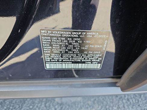 Used 2023 Volkswagen ID.4 Pro S RWD image 9