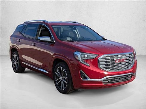 Used 2018 GMC Terrain Denali w/ Advanced Safety Package image 3