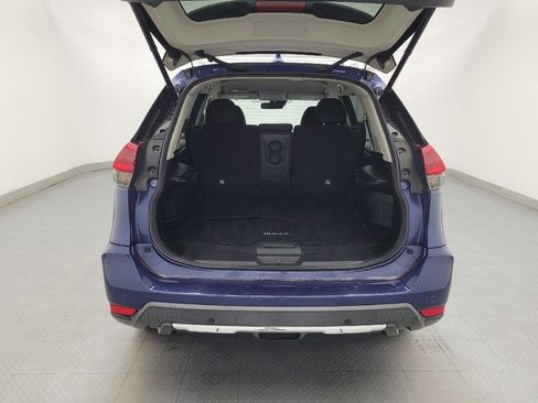 Used 2020 Nissan Rogue SV FWD image 29