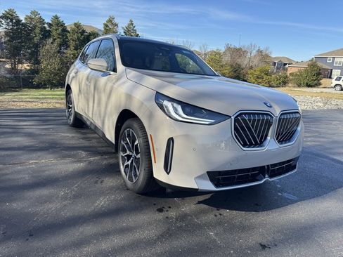 New 2026 BMW X3 xDrive30 w/ Premium Package image 8