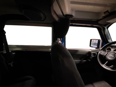 Used 2022 Jeep Wrangler Willys image 40