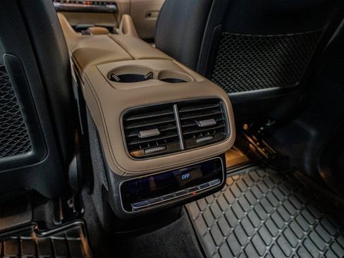 Used 2024 Mercedes-Benz GLS 63 AMG GLS 63 AMG image 64