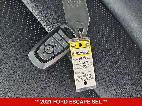 Used 2021 Ford Escape SEL AWD/4WD image 35