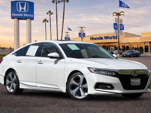 Certified 2020 Honda Accord Touring image 2