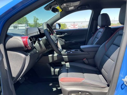 Used 2025 Chevrolet Equinox RS w/ Convenience Package III AWD/4WD image 18