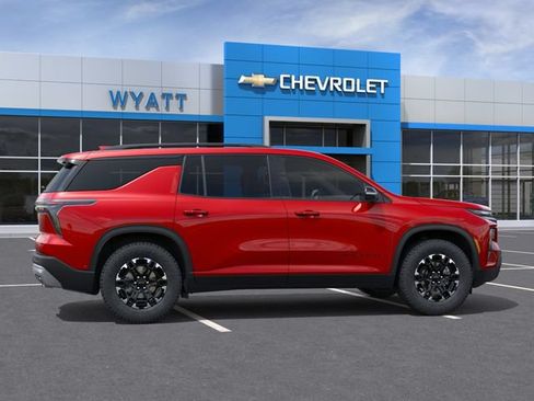 New 2027 Chevrolet Traverse Z71 w/ Driver Confidence Package AWD/4WD image 6