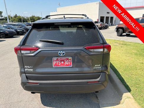Certified 2024 Toyota RAV4 XLE Premium AWD/4WD image 5