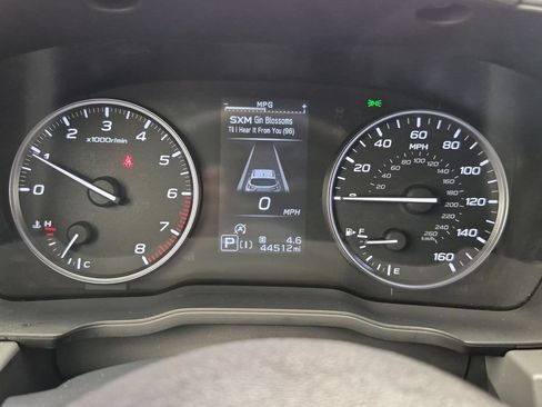 Used 2025 Subaru Crosstrek 2.5i Premium AWD/4WD image 16