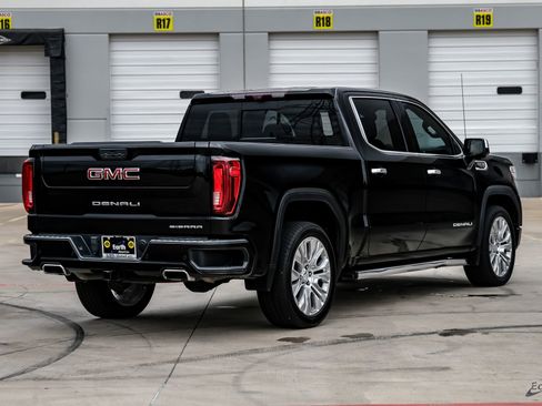 Used 2021 GMC Sierra 1500 Denali w/ Denali Ultimate Package image 17